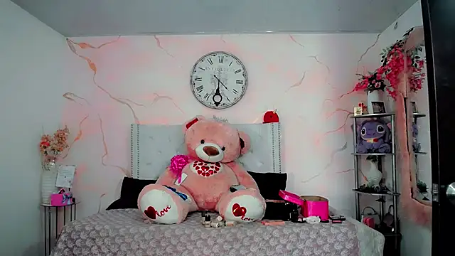 maria camilacms online show from March 14, 6:03 pm