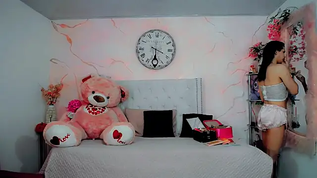 maria camilacms online show from February 4, 6:14 pm