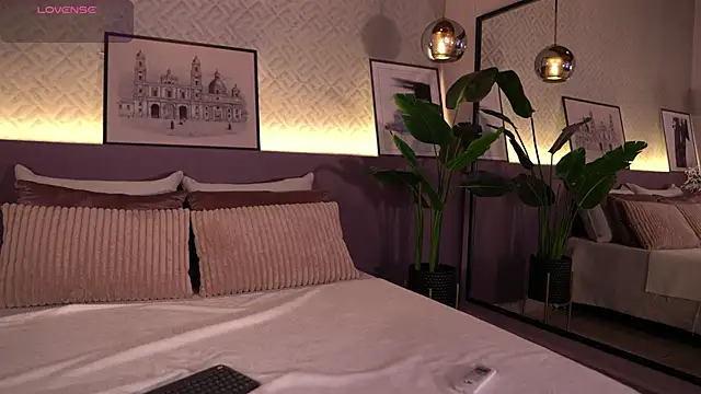 ElleDiane online show from November 23, 12:53 am