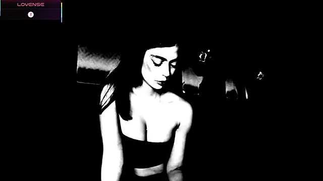 ElleDiane online show from November 10, 12:26 am