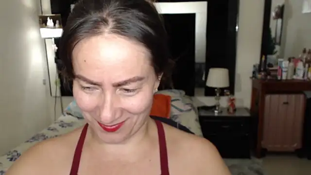 Snapshot of CATRINA-83 chatting on November 28, 12:33 am CATRINA-83 online show from November 28, 12:33 am