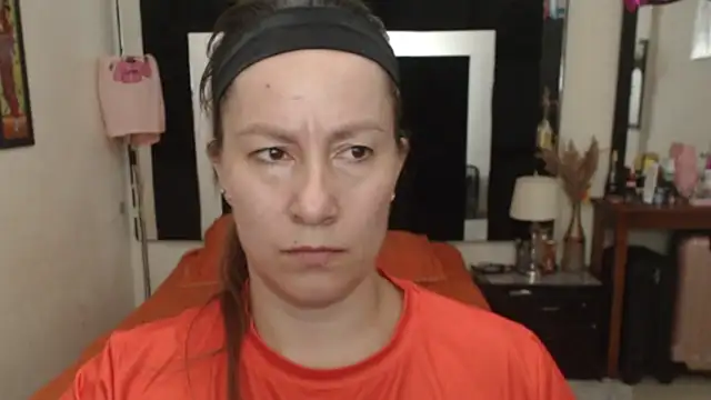 Snapshot of CATRINA-83 chatting on November 4, 11:30 pm CATRINA-83 online show from November 4, 11:30 pm