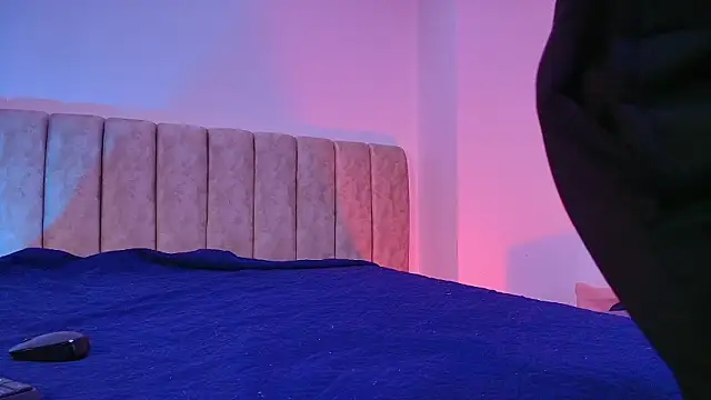 arl chloee online show from February 22, 3:09 am