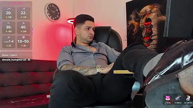 Snapshot of Nicolas_Fellener chatting on March 2, 7:15 am Nicolas Fellener online show from March 2, 7:15 am