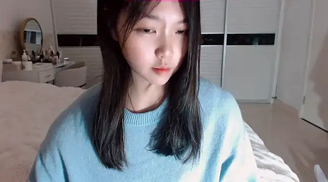 -Lucky Girl online show from March 4, 3:37 pm