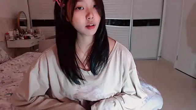 -Lucky Girl online show from November 21, 3:16 am