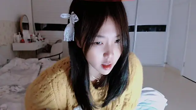 -Lucky Girl online show from October 12, 3:08 am