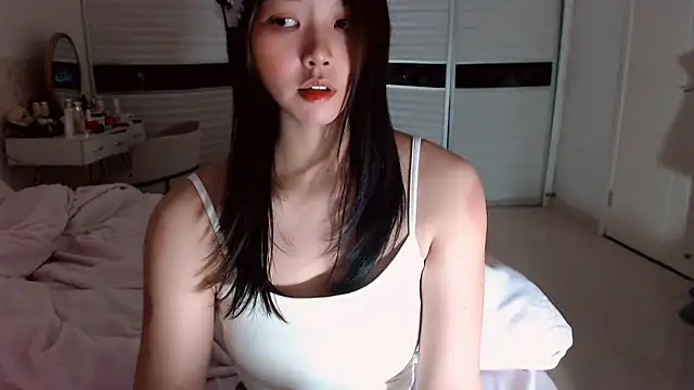 -Lucky Girl online show from January 12, 2:24 pm