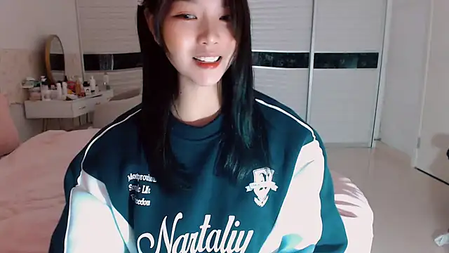 -Lucky Girl online show from October 27, 2:34 am