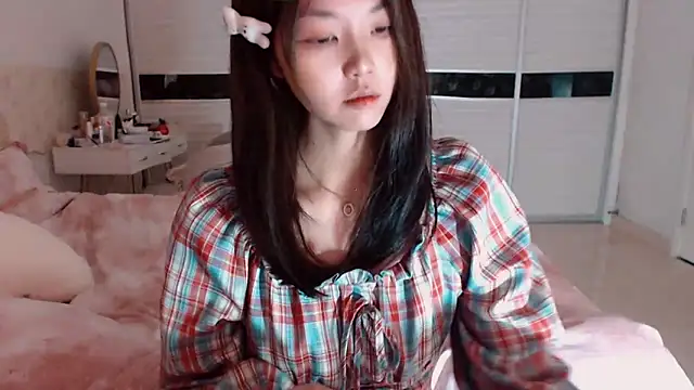 -Lucky Girl online show from April 3, 2:29 am