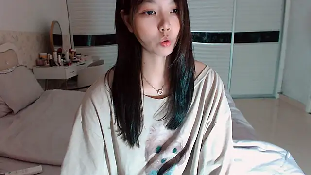 -Lucky Girl online show from May 26, 2:20 am