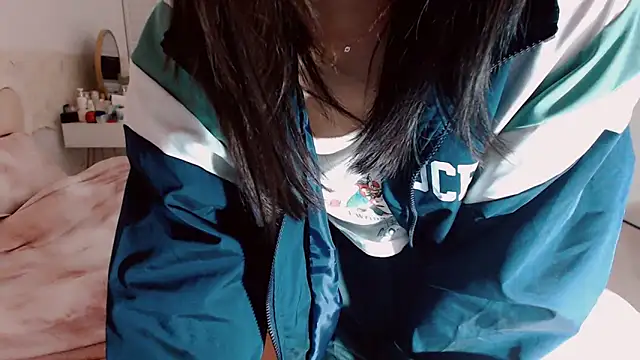 -Lucky Girl online show from March 24, 2:11 am