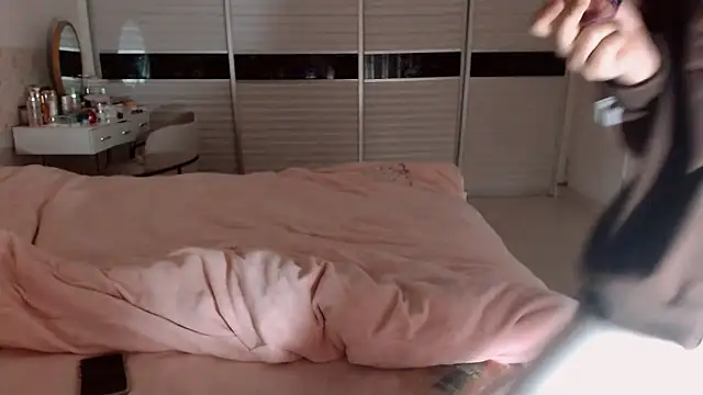 -Lucky Girl online show from February 15, 12:55 am