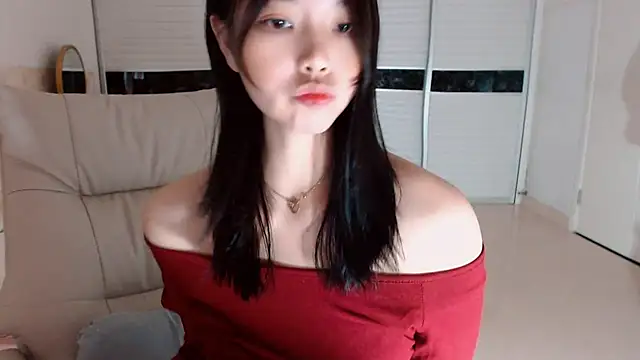-Lucky Girl online show from September 9, 2:59 pm