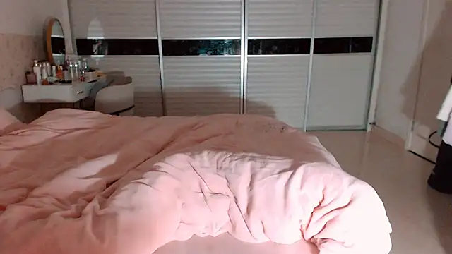 -Lucky Girl online show from February 25, 1:33 pm