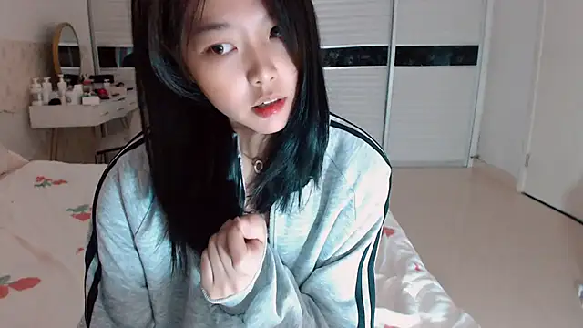 -Lucky Girl online show from September 9, 1:16 am