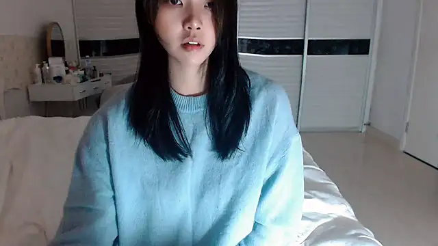 -Lucky Girl online show from October 17, 5:11 am