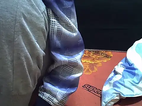 Snapshot of sweet_veee chatting on December 5, 6:56 am sweet veee online show from December 5, 6:56 am