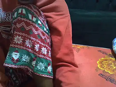 Snapshot of sweet_veee chatting on November 21, 7:24 pm sweet veee online show from November 21, 7:24 pm