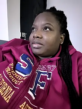 Jhoxy M online show from October 17, 8:50 am