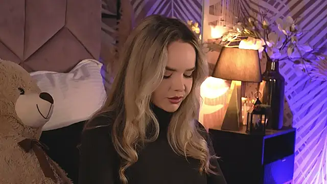 Snapshot of KatyaBelle chatting on February 5, 8:48 pm KatyaBelle online show from February 5, 8:48 pm