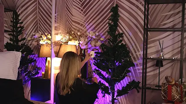 KatyaBelle online show from December 4, 8:52 pm