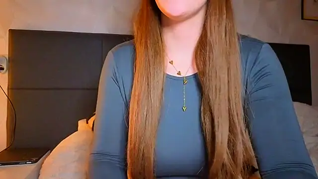 Sweetninaaa online show from May 9, 9:51 pm