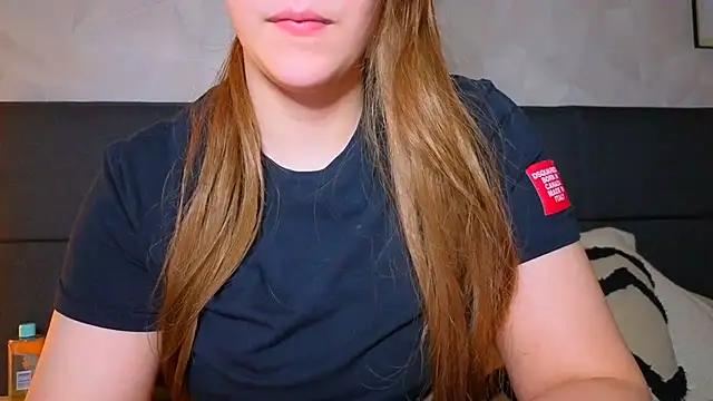 Sweetninaaa online show from May 24, 9:42 am