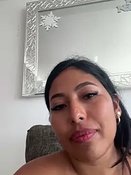 Snapshot of emmyjhonson07 chatting on September 17, 2:52 pm emmyjhonson07 online show from September 17, 2:52 pm