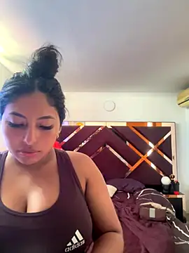 Snapshot of emmyjhonson07 chatting on December 3, 2:16 pm emmyjhonson07 online show from December 3, 2:16 pm