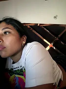 Snapshot of emmyjhonson07 chatting on January 13, 9:30 pm emmyjhonson07 online show from January 13, 9:30 pm