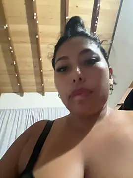 Snapshot of emmyjhonson07 chatting on July 2, 2:12 am emmyjhonson07 online show from July 2, 2:12 am