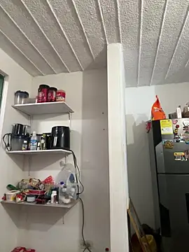 emmyjhonson07 online show from April 10, 11:28 am