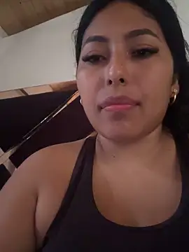 emmyjhonson07 online show from March 27, 2:18 pm