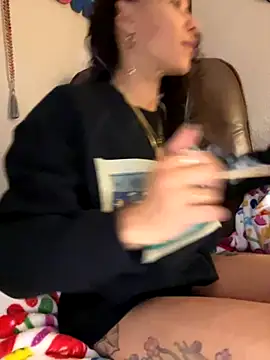  Neeka  online show from October 26, 3:18 am