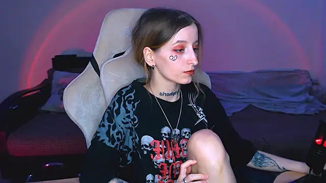 Snapshot of Cath_dysphoria_ chatting on March 23, 12:15 am Cath dysphoria online show from March 23, 12:15 am