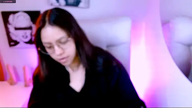 SamanthaRoldaan online show from March 11, 2:33 pm