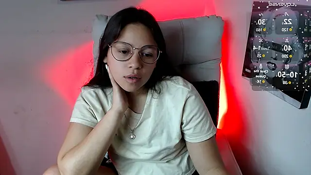 Snapshot of SamanthaRoldaan chatting on February 27, 5:26 pm SamanthaRoldaan online show from February 27, 5:26 pm