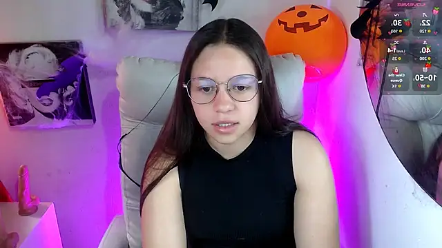 SamanthaRoldaan online show from November 3, 2:42 pm