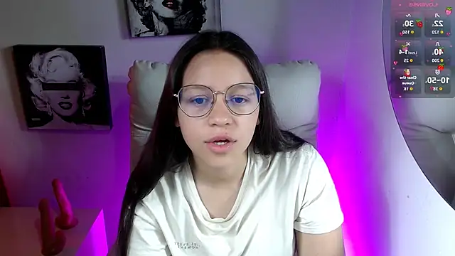 SamanthaRoldaan online show from November 15, 3:05 pm