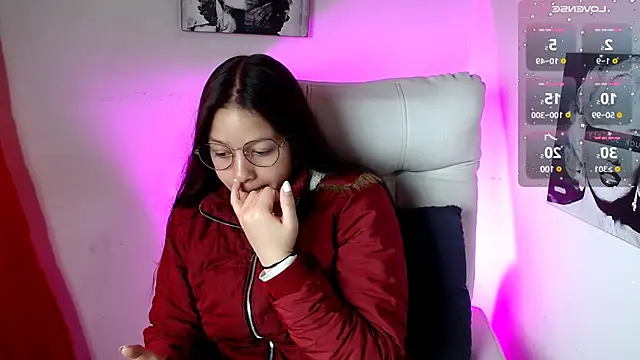 Snapshot of SamanthaRoldaan chatting on March 12, 1:08 pm SamanthaRoldaan online show from March 12, 1:08 pm