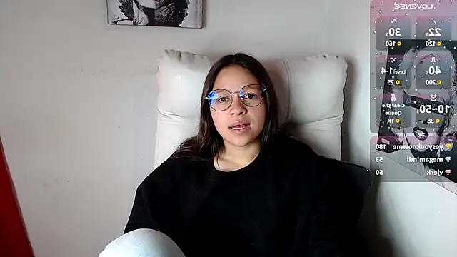 Snapshot of SamanthaRoldaan chatting on March 11, 7:14 pm SamanthaRoldaan online show from March 11, 7:14 pm