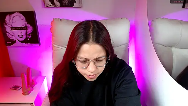 SamanthaRoldaan online show from February 9, 2:37 pm