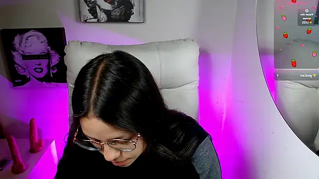 SamanthaRoldaan online show from January 9, 9:44 pm