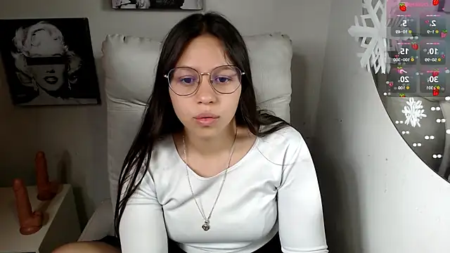 SamanthaRoldaan online show from December 21, 9:15 pm