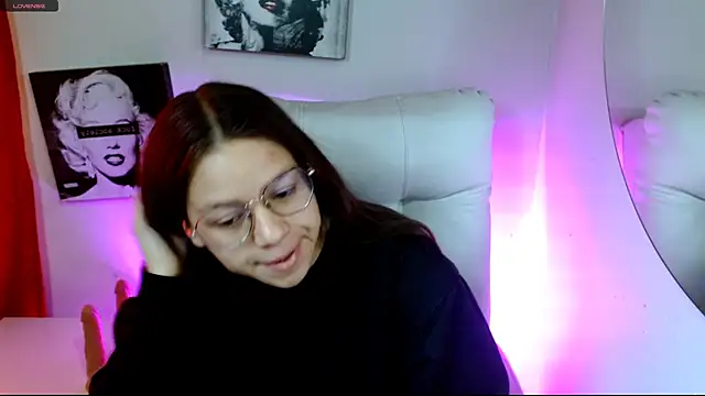 SamanthaRoldaan online show from February 25, 2:17 pm