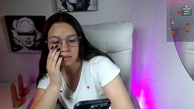 SamanthaRoldaan online show from November 8, 2:20 pm