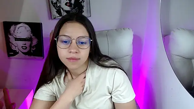 Snapshot of SamanthaRoldaan chatting on October 12, 3:02 pm SamanthaRoldaan online show from October 12, 3:02 pm