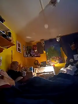 AutumnLights420 online show from January 11, 3:13 am