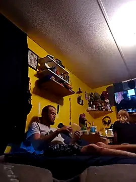 AutumnLights420 online show from October 24, 1:04 am